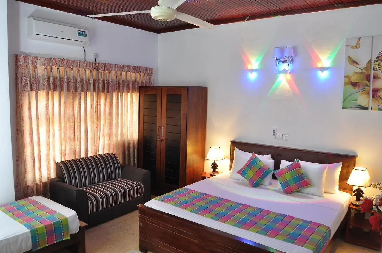 Guest Ryan Hotel Katunayake 3*,  Sri Lanka